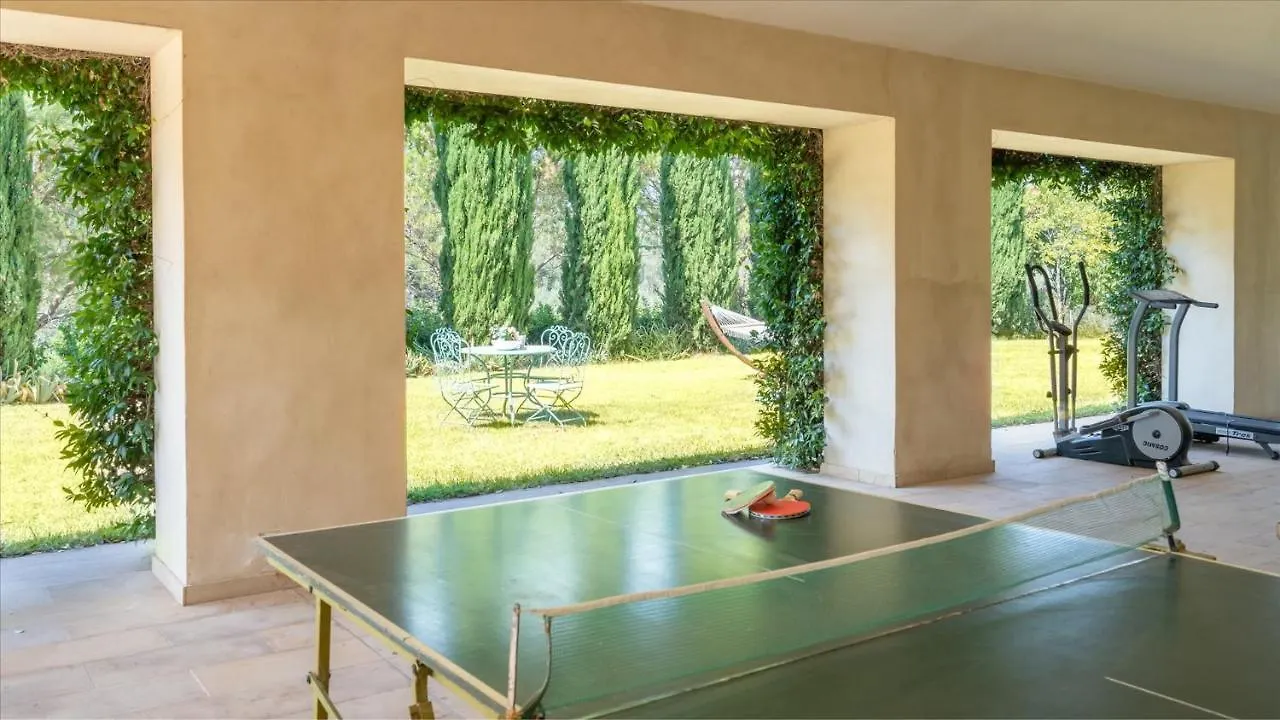 Casa Del Vento 10, Emma Villas 비보나